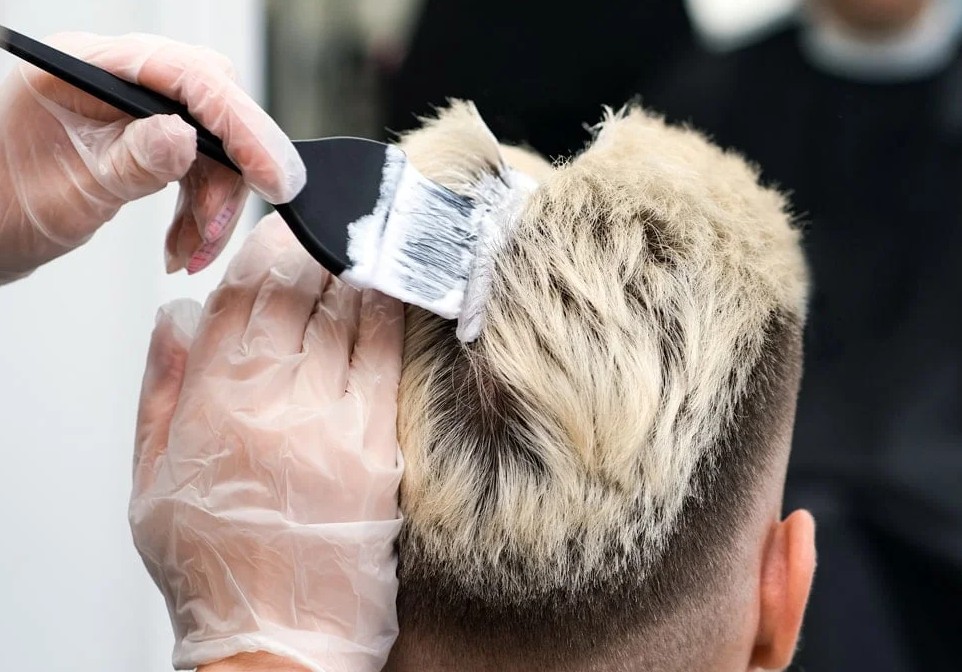 When Can I Dye My Hair After a Transplant?